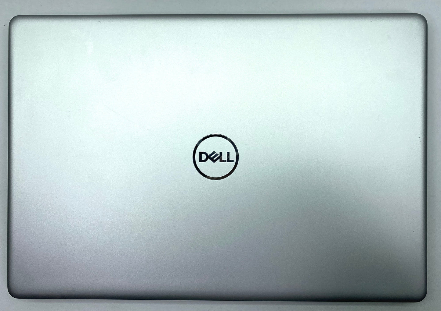 Laptop Dell Inspiron 5593 15.6" 1920x1080 (FHD) Core i7-1065G7 16GB RAM DDR4 512GB NVMe SSD + 1TB HDD WINDOWS 11 PRO c/ cargador