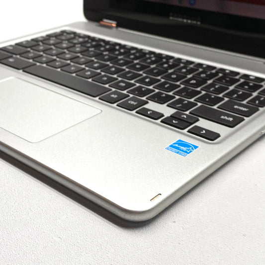 Laptop Samsung Chromebook Plus XE513C24 12.3" QHD Táctil Rockchip 4GB 32GB CHROMEOS c/ cargador
