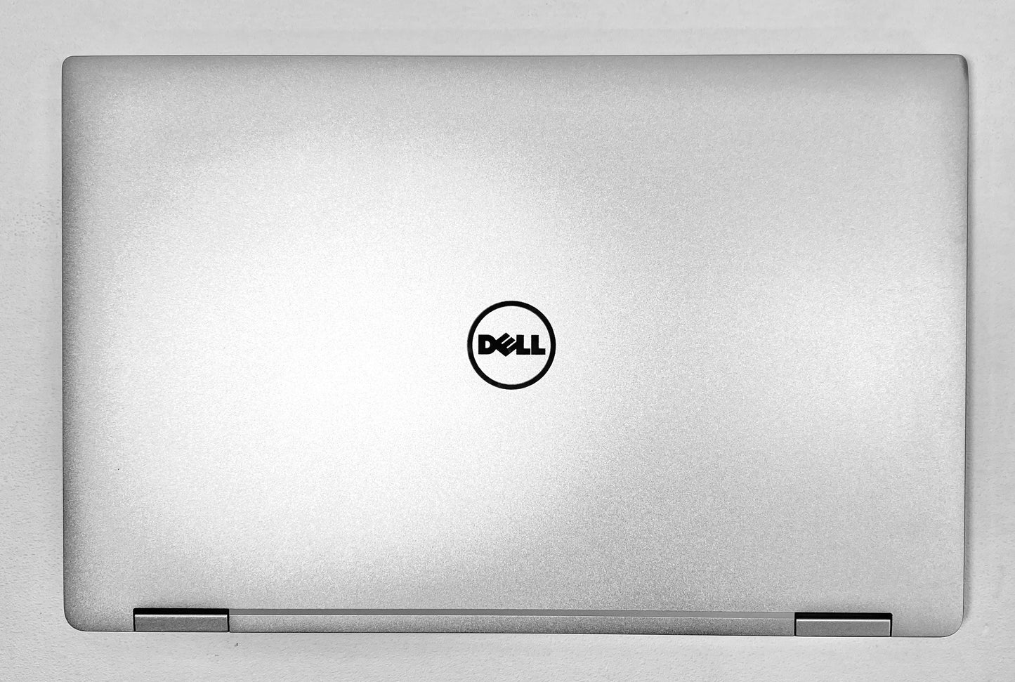 Laptop Dell XPS 13 9365 13.3" FHD i7-7Y75 16GB DDR4 256GB SSD WINDOWS 11 HOME c/ cargador
