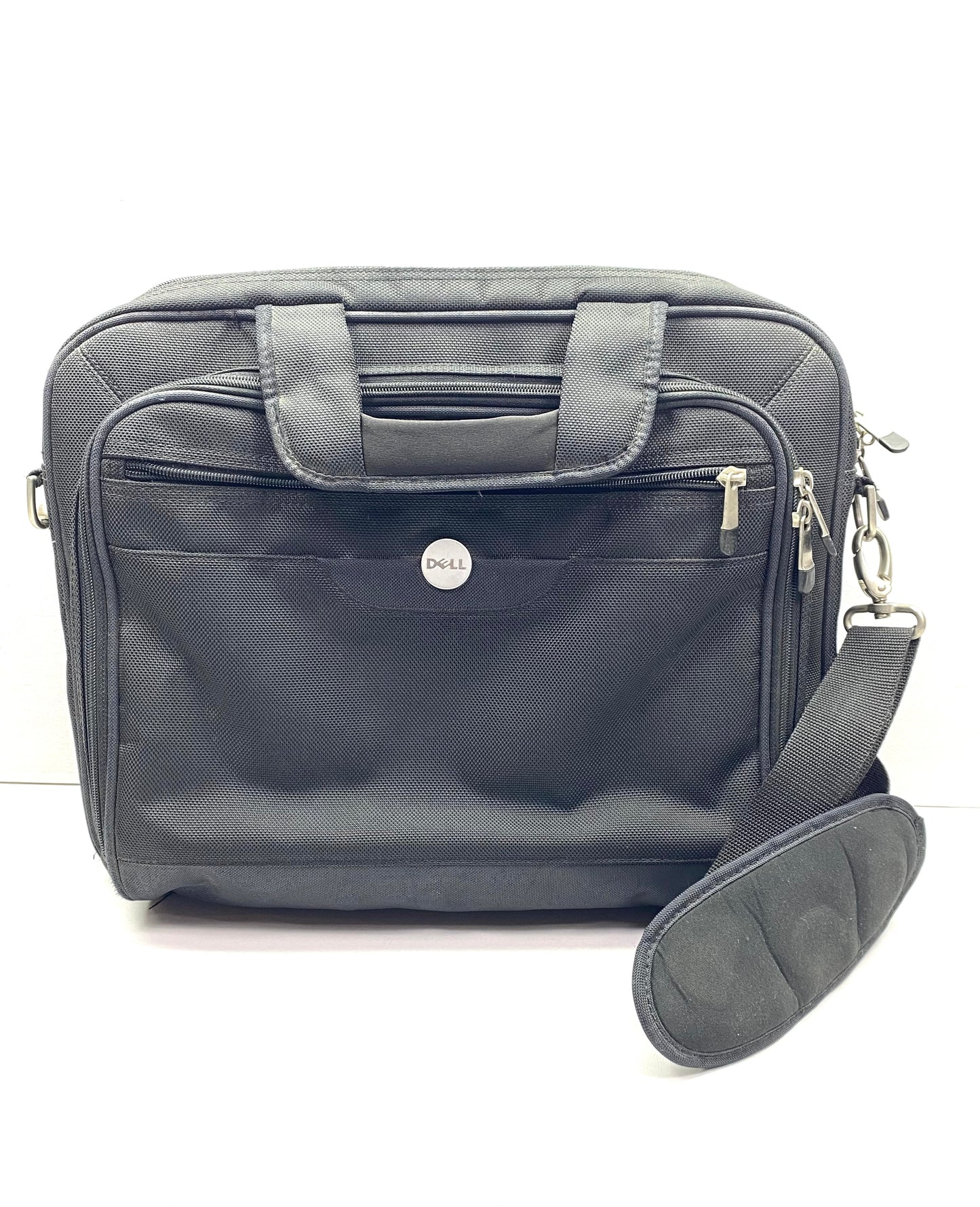 Laptop Dell Inspiron 15 3567 15.6" Touchscreen (HD) Core i3-7100U 12GB RAM DDR4 120GB SSD c/ Cargador & Maletin