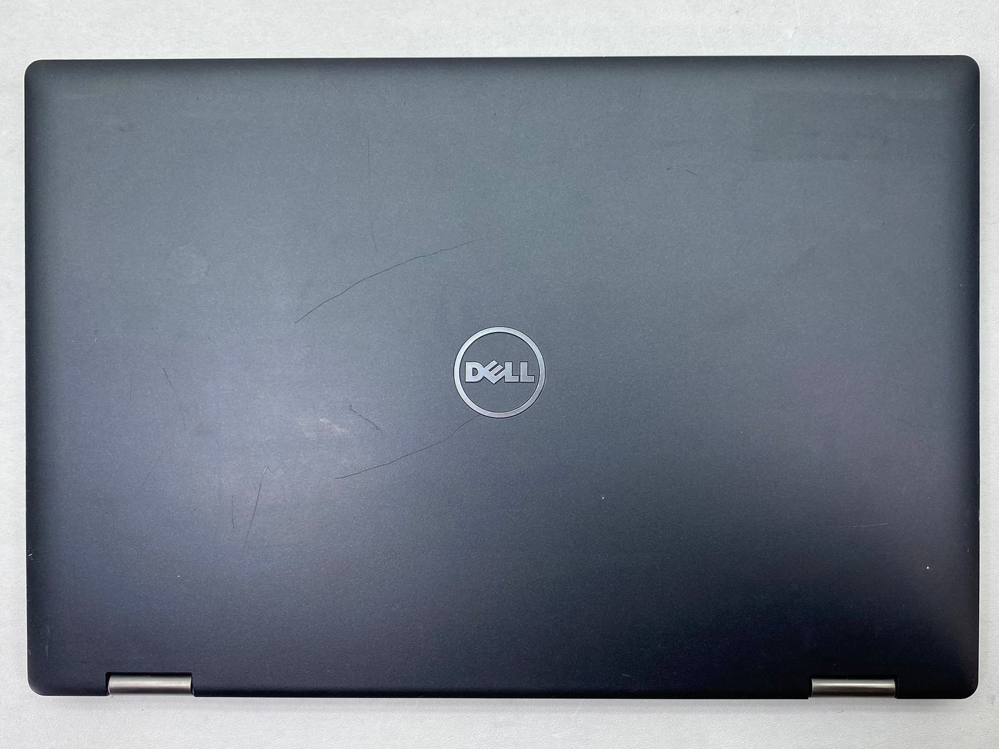 Laptop Dell Inspiron 13-7353 13.3" 1920x1080 (FHD) Core i3-6100U 8GB RAM DDR3L 250GB SSD WINDOWS 11 HOME c/ cargador
