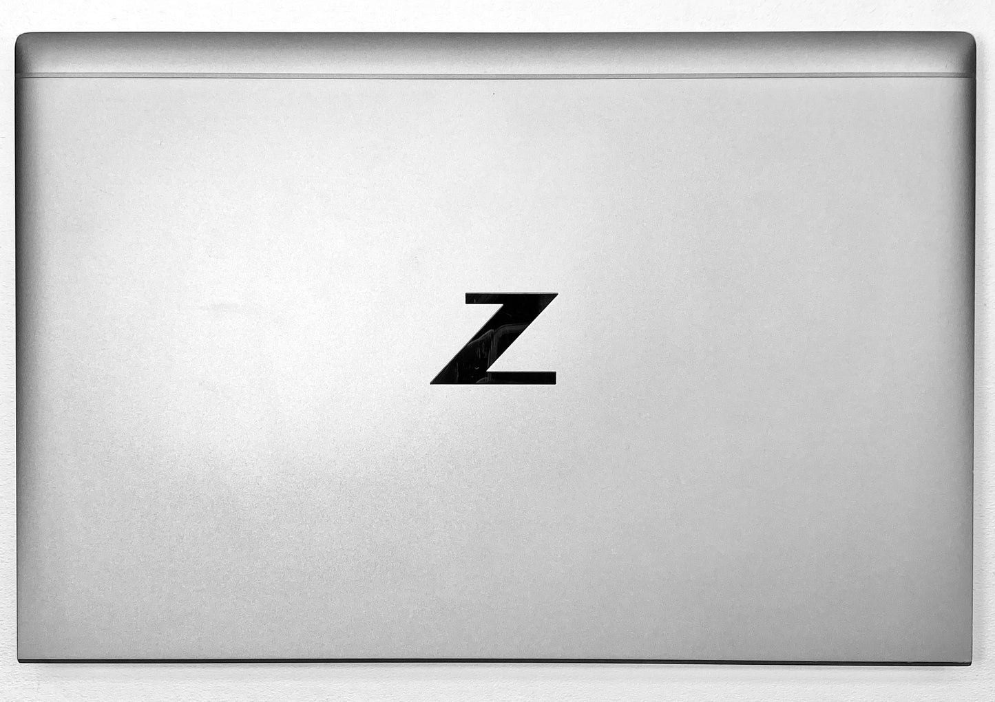 Laptop HP ZBook Firefly G8 14" FHD i7-1185G7 32GB RAM 256GB SSD WINDOWS 11 PRO c/ cargador