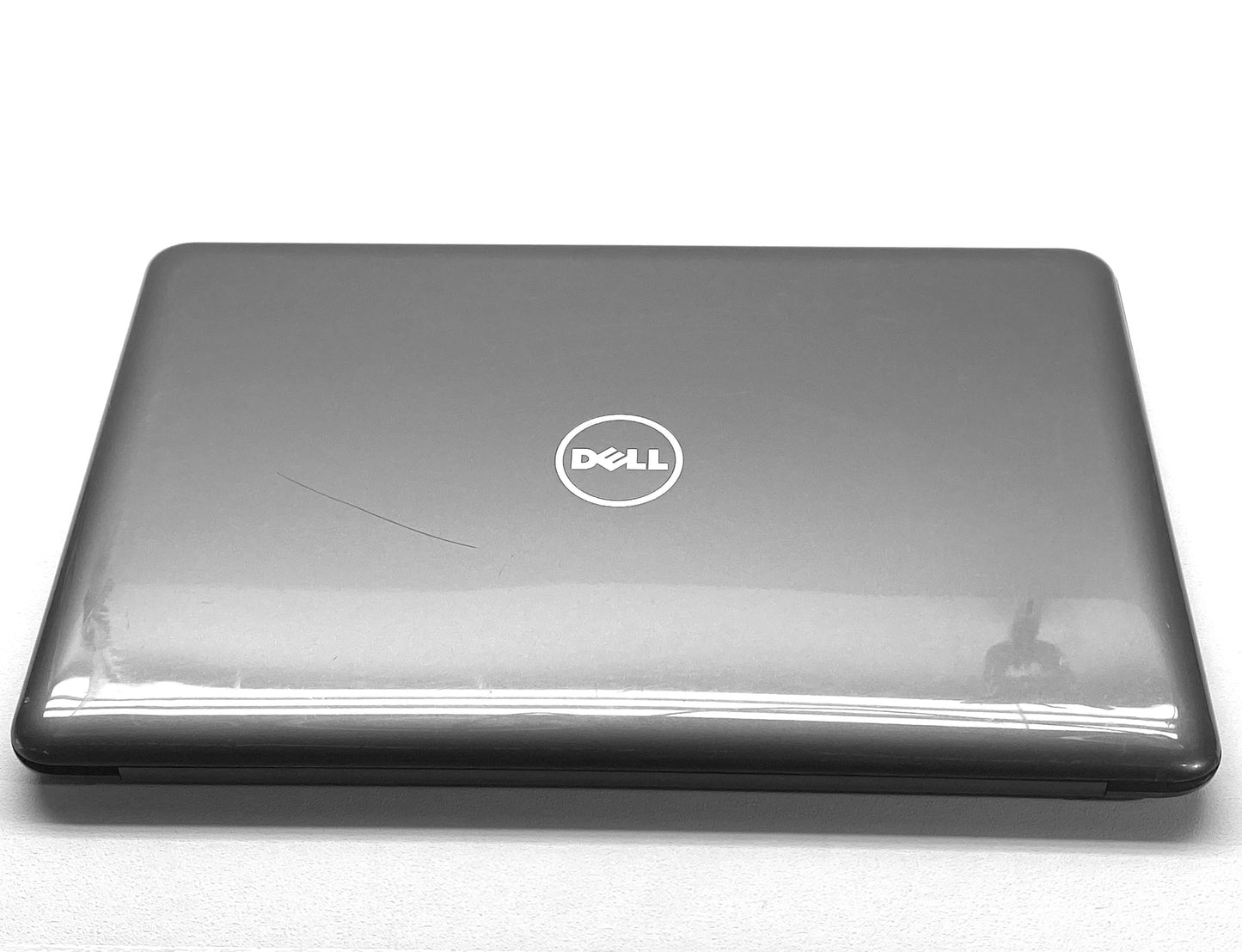 Laptop Dell Inspiron 17 5767 17.3" FHD i7-7500U 16GB 128GB SSD Radeon R7 WINDOWS 11 c/ cargador