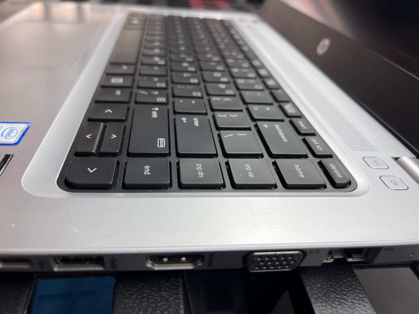 HP ProBook 440 G4 14" 1920x1080 (FHD) Core i5-7200U 16GB RAM DDR4 250GB M.2 SSD + 500GB HDD WINDOWS 11 PRO