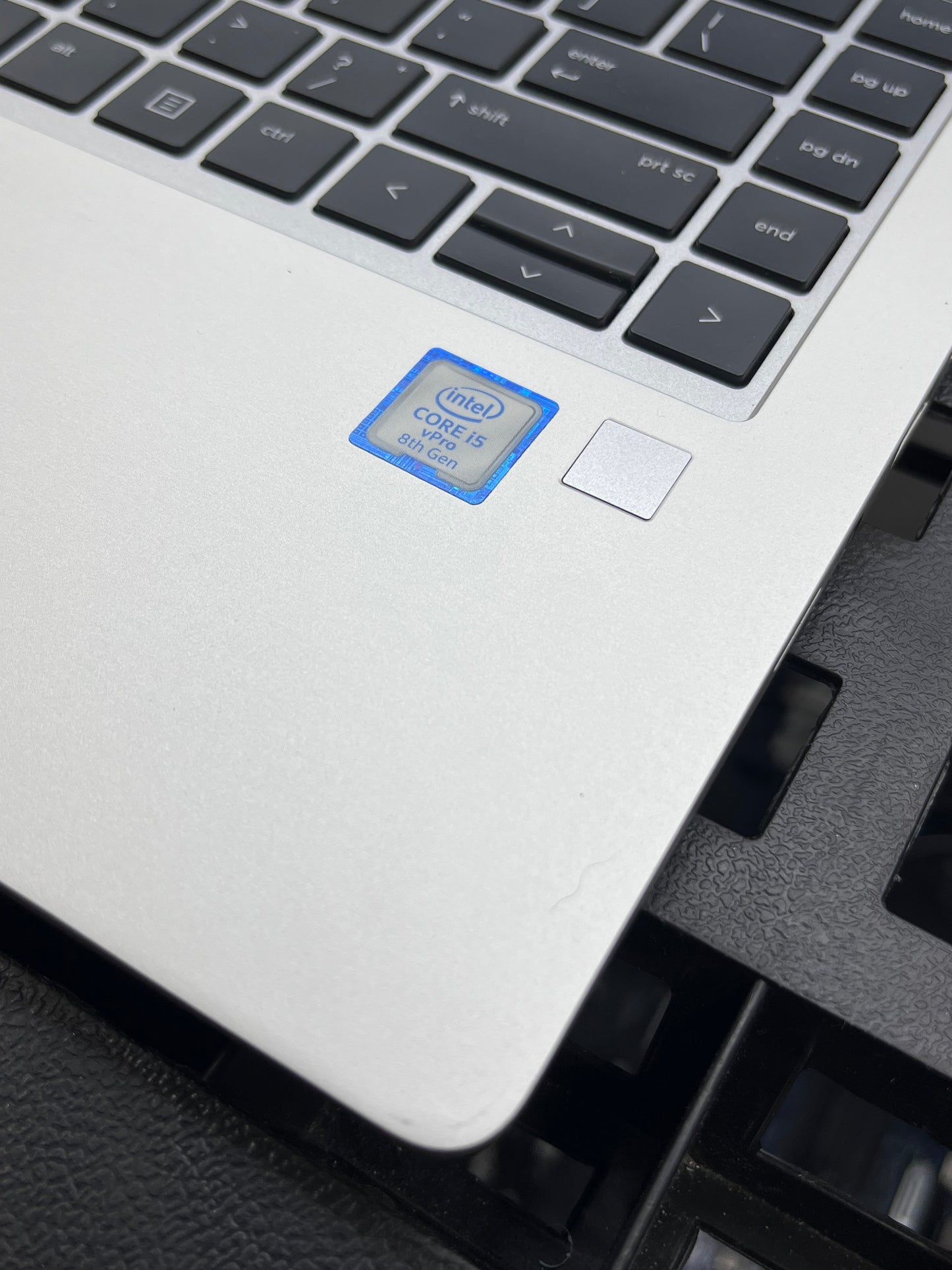 HP EliteBook 840 G5 14" 1920x1080 (FHD) Core i5-8350U 16GB RAM DDR4 256GB M.2 SSD WINDOWS 11 PRO