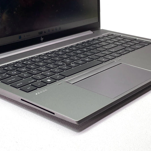 Laptop HP ZBook Firefly G8 15.6" 15.6" 1920x1080 (FHD) Core i7-1185G7 32GB RAM DDR4 512GB NVMe SSD WINDOWS 11 HOME c/ cargador