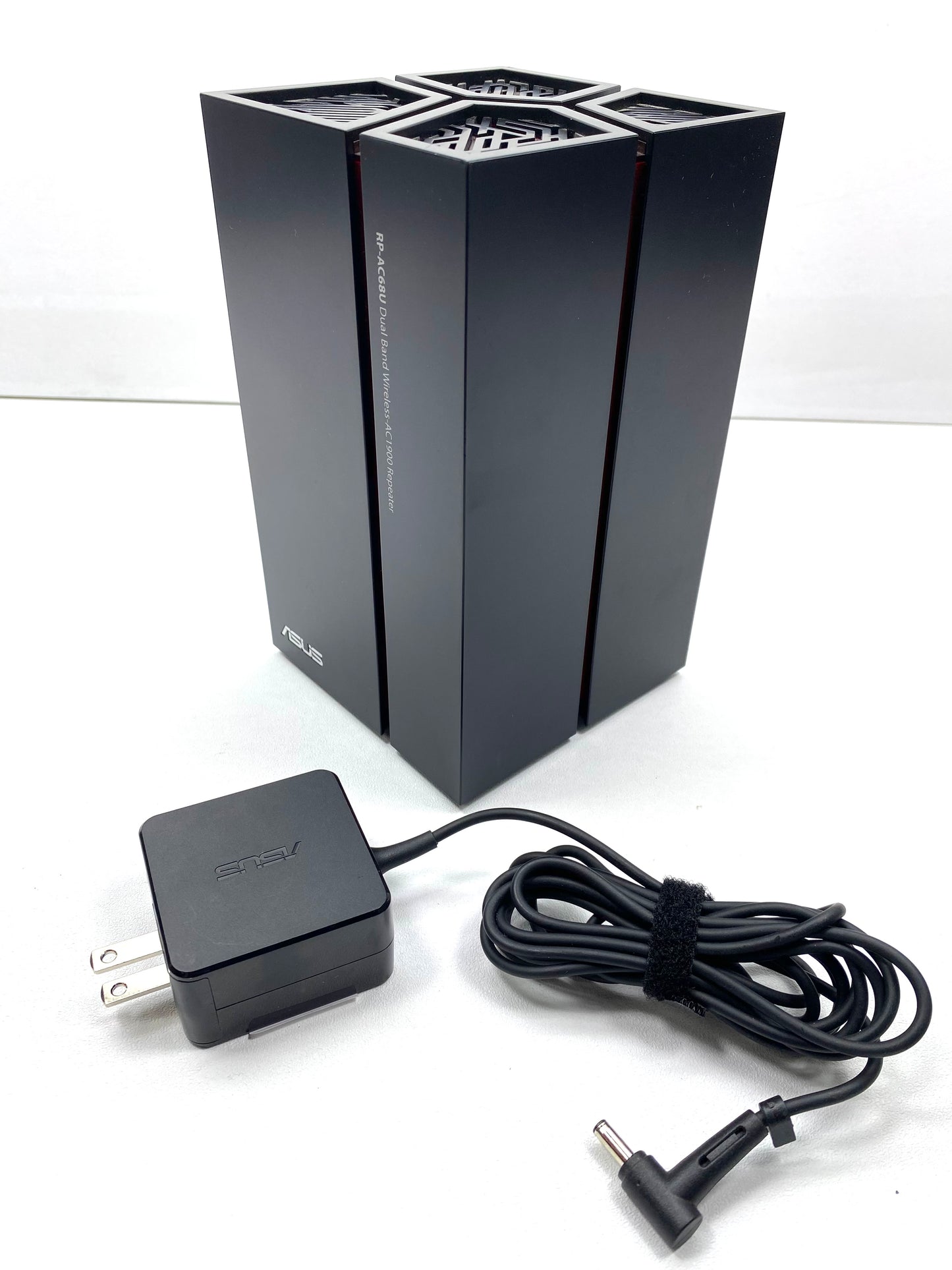 Repetidor Wi-Fi ASUS RP-AC68U AC1900 Dual Band 5 Puertos LAN y USB 3.0 c/ Fuente