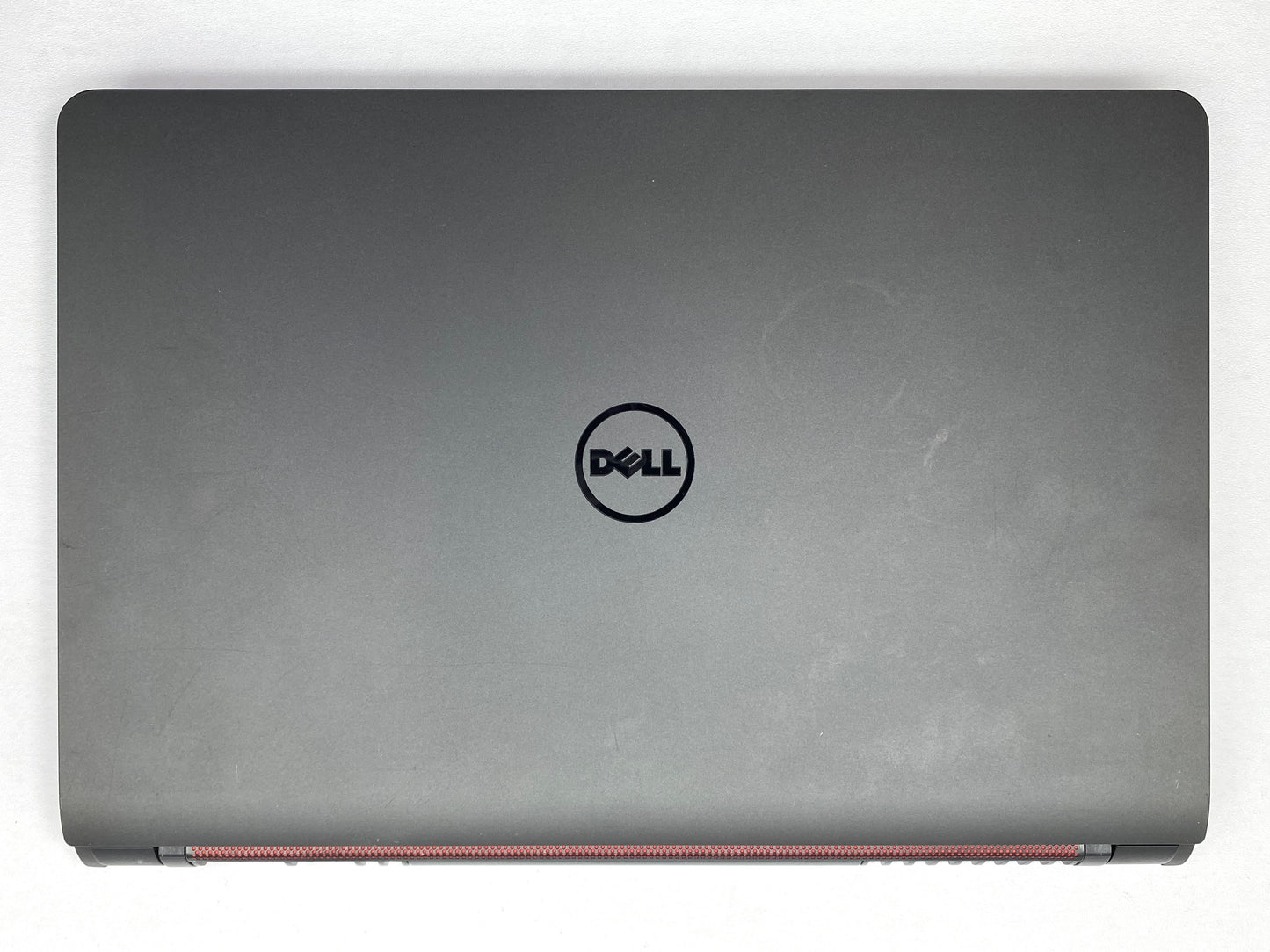 Laptop Dell Inspiron 7559 15.6" 3840x2160 (4K) Core i7-6700HQ 16GB RAM DDR3L 256GB M.2 SSD + 1TB HDD WINDOWS 11 PRO c/ cargador