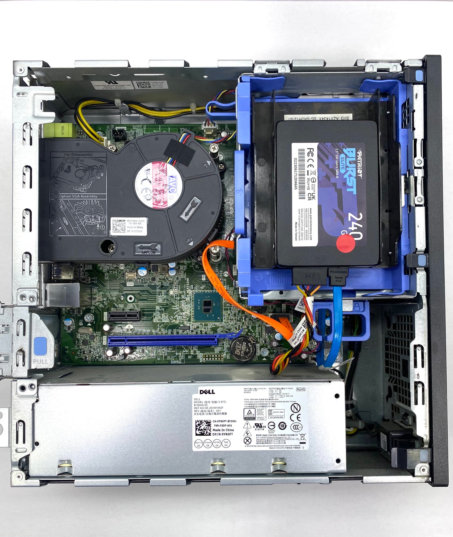 Desktop Dell OptiPlex 3050 SFF Core i5-7500 16GB RAM DDR4 240GB SSD WINDOWS 11 PRO c/ adaptador
