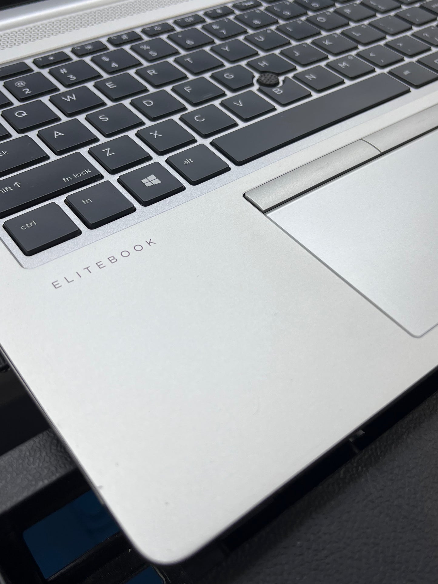HP EliteBook 840 G5 14" 1920x1080 (FHD) Core i5-8350U 16GB RAM DDR4 256GB M.2 SSD WINDOWS 11 PRO