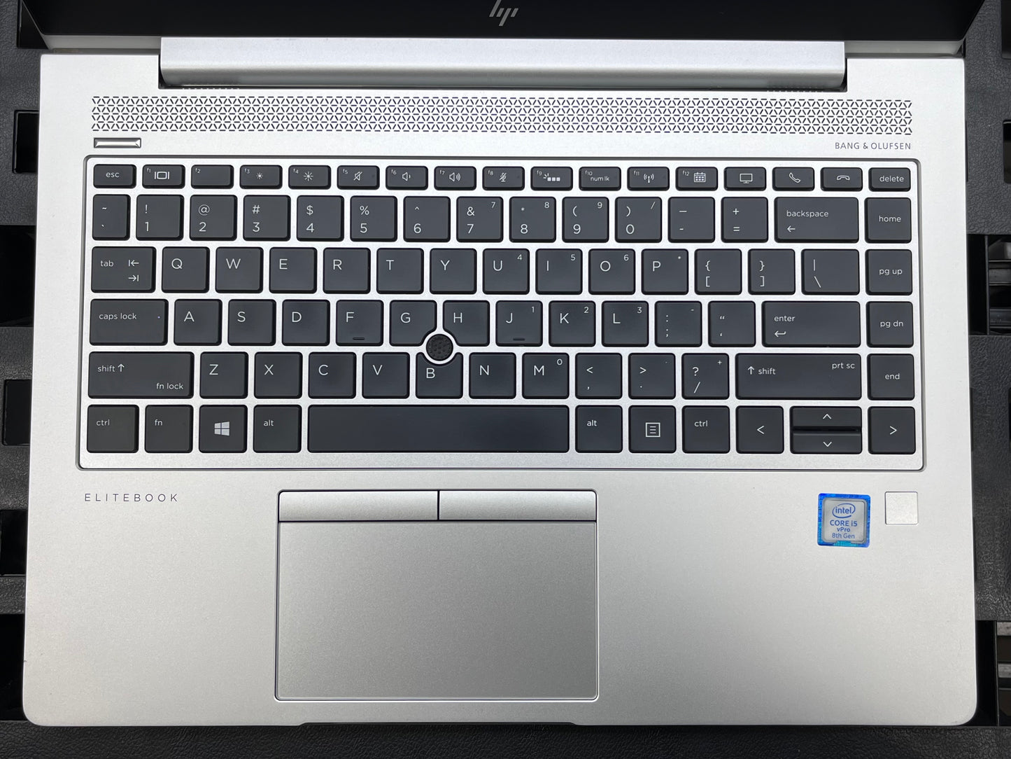 HP EliteBook 840 G5 14" 1920x1080 (FHD) Core i5-8350U 16GB RAM DDR4 256GB M.2 SSD WINDOWS 11 PRO