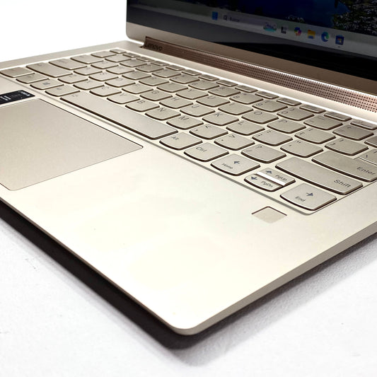 Laptop Lenovo IdeaPad Yoga 9 14ITL5 14" Táctil i7-1185G7 8GB RAM 512GB SSD WINDOWS 11 Pro c/ cargador