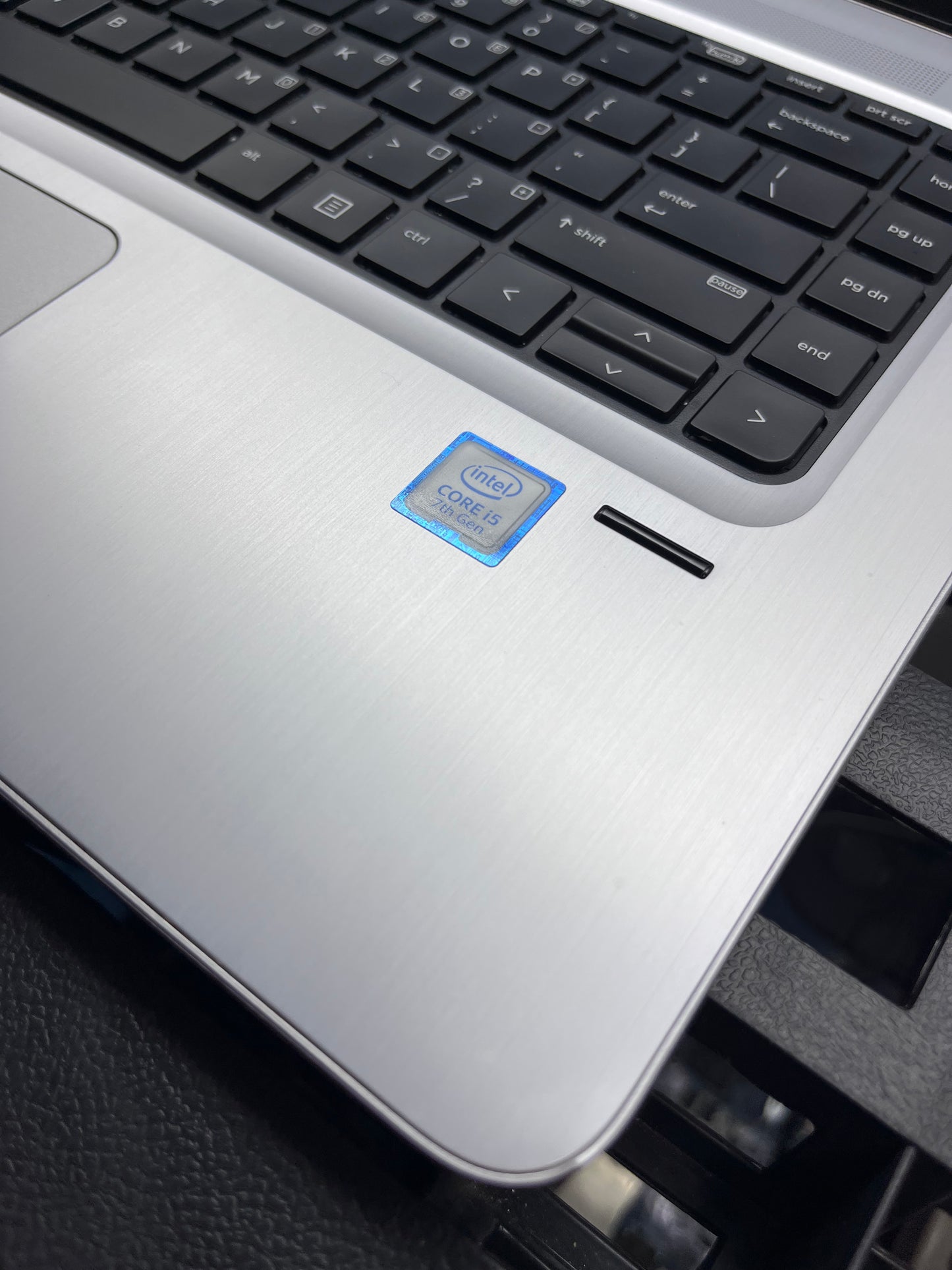 HP ProBook 440 G4 14" 1920x1080 (FHD) Core i5-7200U 16GB RAM DDR4 250GB M.2 SSD + 500GB HDD WINDOWS 11 PRO