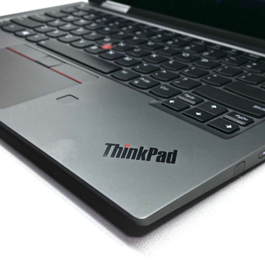 Laptop Lenovo ThinkPad X1 Yoga 5th Gen 14" QHD Touch i7-10610U 16GB RAM 512GB SSD WINDOWS 11 PRO c/ cargador