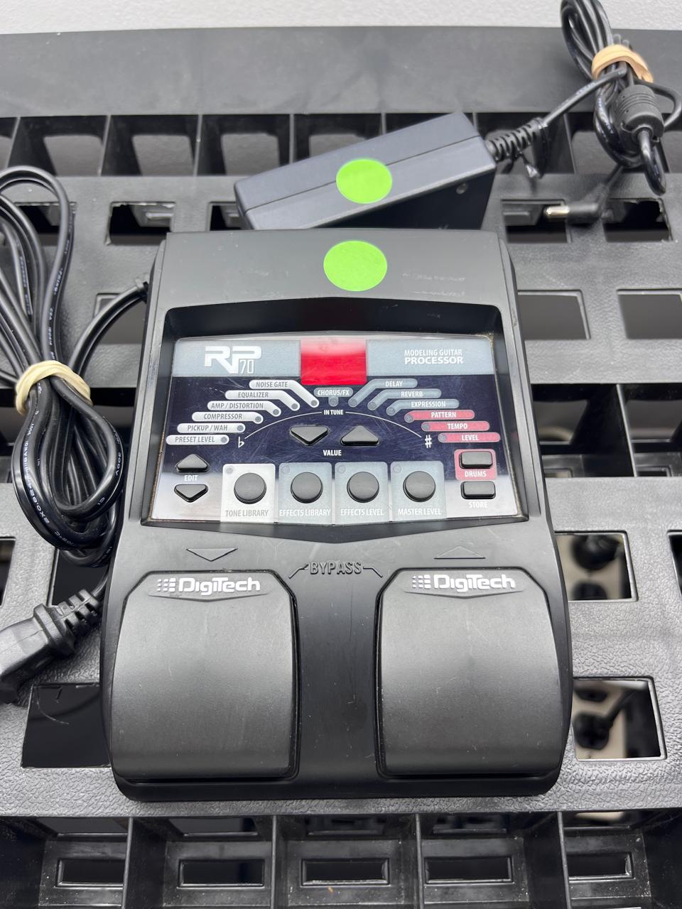 Digitech Procesador De Guitarra Multi FX Pedal RP70 c/ adaptador