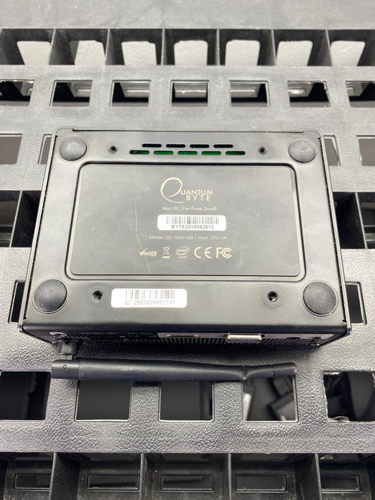 Desktop Azulle Quantum Byte Atom Z3735F 2GB RAM 32GB SSD WINDOWS 10 HOME c/cargador