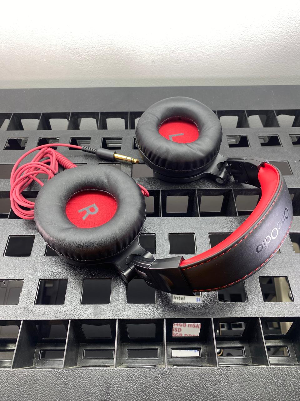 Audífonos OneOdio Grandes con Cable Reversible 3.5mm y 6.35mm