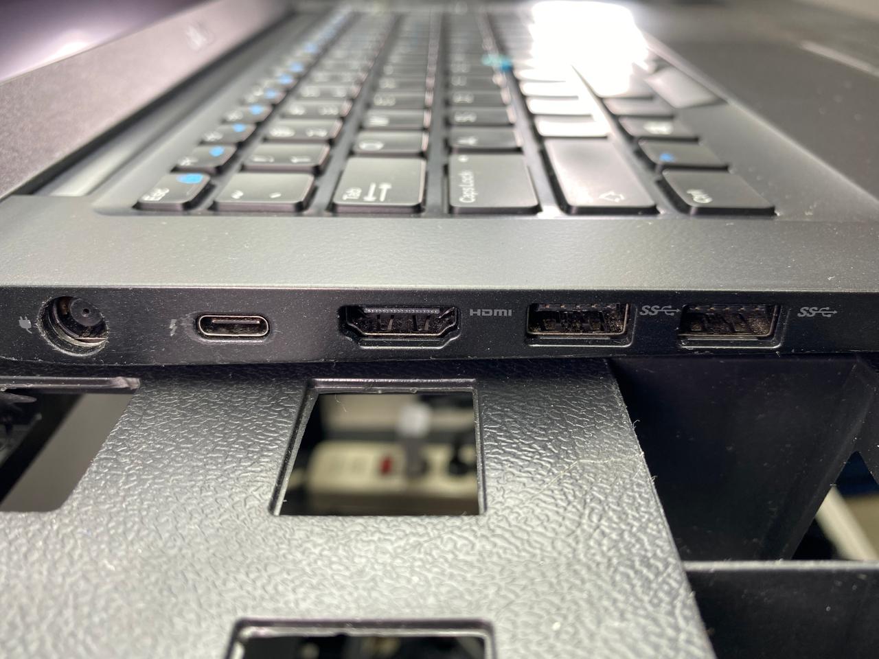 Laptop Dell Latitude 7490 14" Core i5-8350U 16GB RAM 256GB NVMe SSD WINDOWS 11 PRO c/cargador