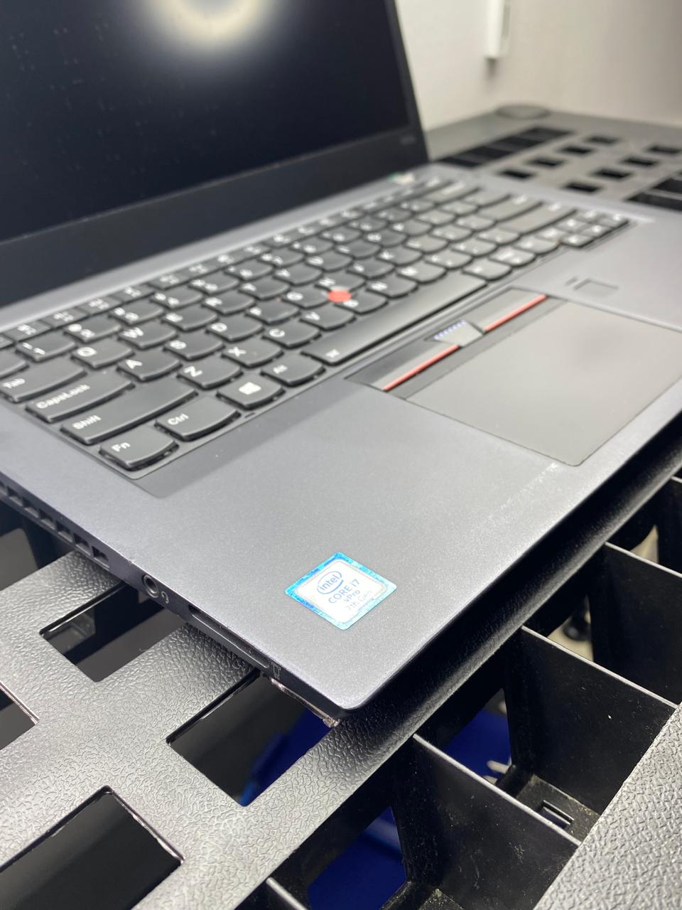 Laptop Lenovo ThinkPad T470s 14" Core i7-7600U 16GB RAM 512GB M.2 SSD WINDOWS 11 PRO c/cargador