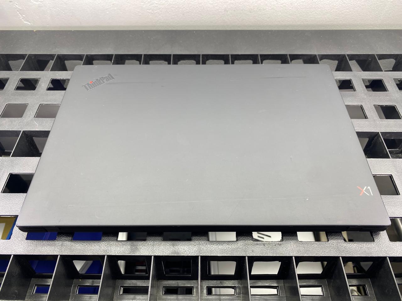 Laptop Lenovo X1 Carbon 14" Core i5-8350U 8GB RAM 512GB M.2 SSD WINDOWS 11 HOME c/cargador