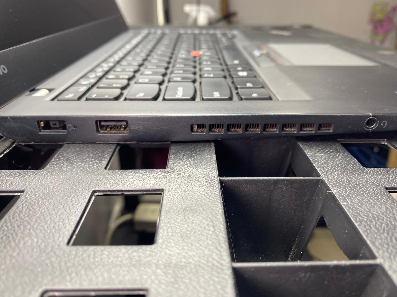 Laptop Lenovo ThinkPad T460s 14" Core i7-6600U 16GB RAM 512GB M.2 SSD WINDOWS 11 PRO c/cargador