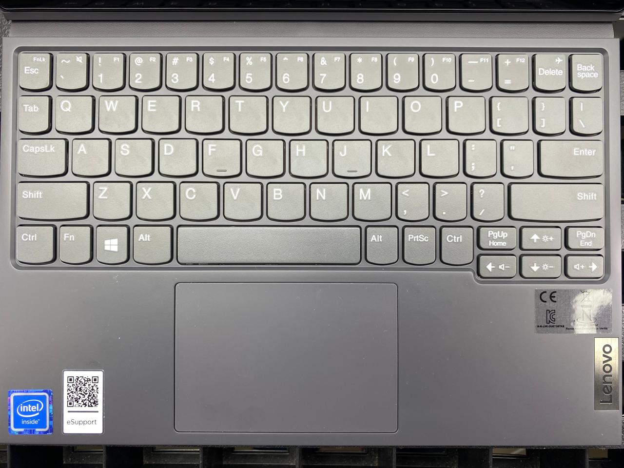 Laptop Lenovo IdeaPad Duet 3 10IGL5 10.3" Celeron N4020 4GB RAM 64GB SSD WINDOWS 10 HOME c/cargador