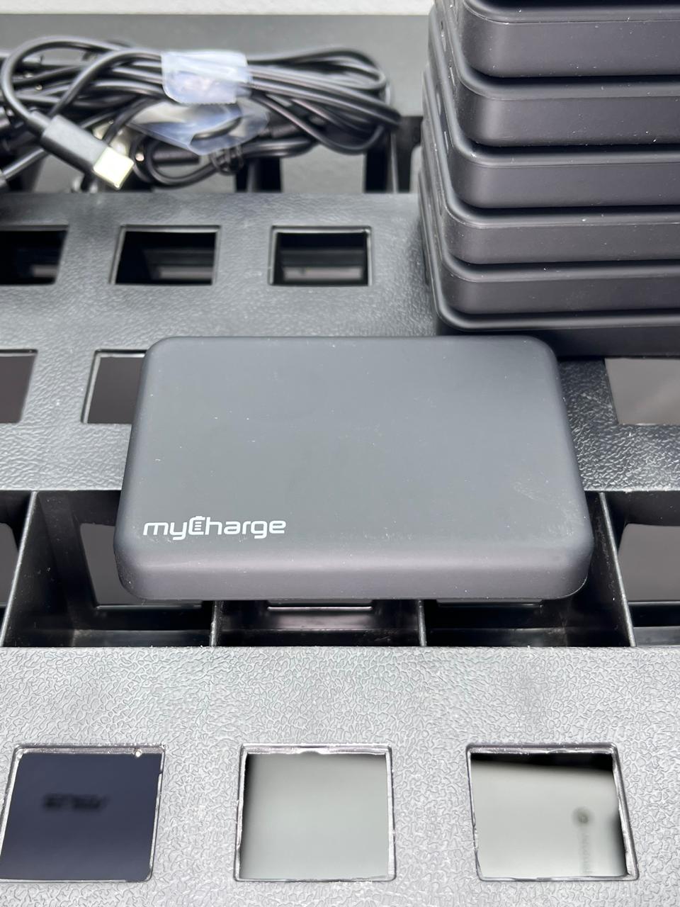 Powerbank Inalámbrico Magnético MyCharge MP50KK-A 5000mAh c/ cable USB