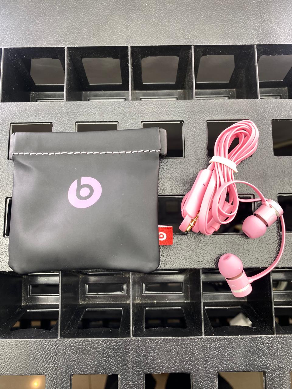 Audífonos con Cable Beats Urbeats c/ Micrófono y Estuche (Varios Colores)