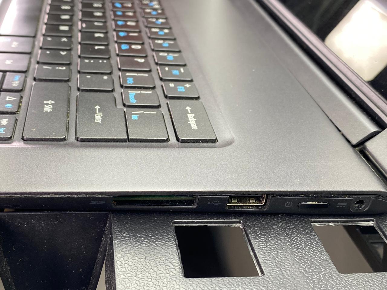Laptop Acer R7-371T-50V5 13.3" Táctil Core i5-4210U 8GB RAM 256GB M.2 SSD WINDOWS 11 HOME c/cargador