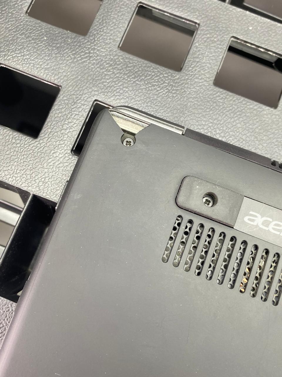 Laptop Acer R7-371T-50V5 13.3" Táctil Core i5-4210U 8GB RAM 256GB M.2 SSD WINDOWS 11 HOME c/cargador