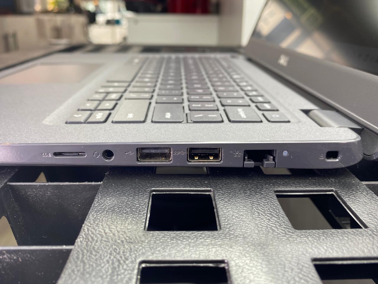 Laptop Dell Latitude 3410 14" Core i3-10110U 16GB RAM 256GB NVMe SSD + 500GB HDD WINDOWS 11 PRO c/cargador