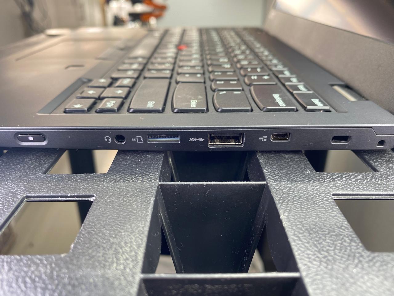 Laptop Lenovo ThinkPad L380 13.3" Core i5-8350U 16GB RAM 256GB M.2 SSD WINDOWS 11 PRO c/cargador