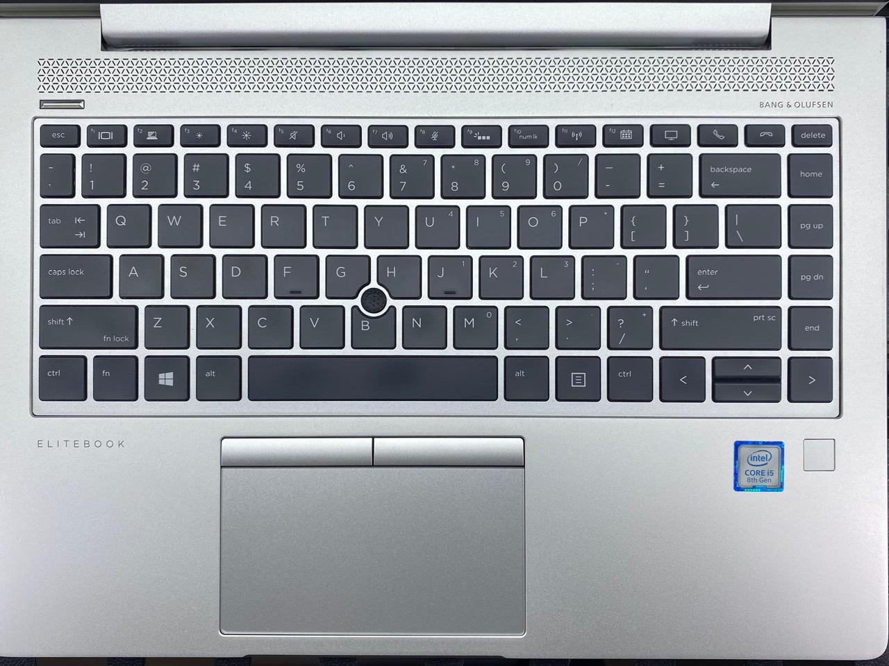 Laptop HP EliteBook 840 G5 14" Core i5-8250U 16GB RAM 512GB NVMe SSD WINDOWS 11 PRO c/cargador