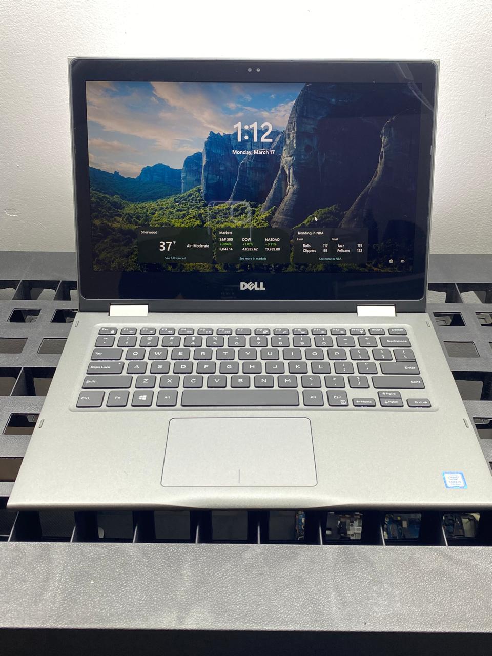 Dell Inspiron 13-5378 13.3" 1920x1080 (FHD) Core i5-7200U 16GB RAM DDR4 512GB SSD WINDOWS 11 HOME