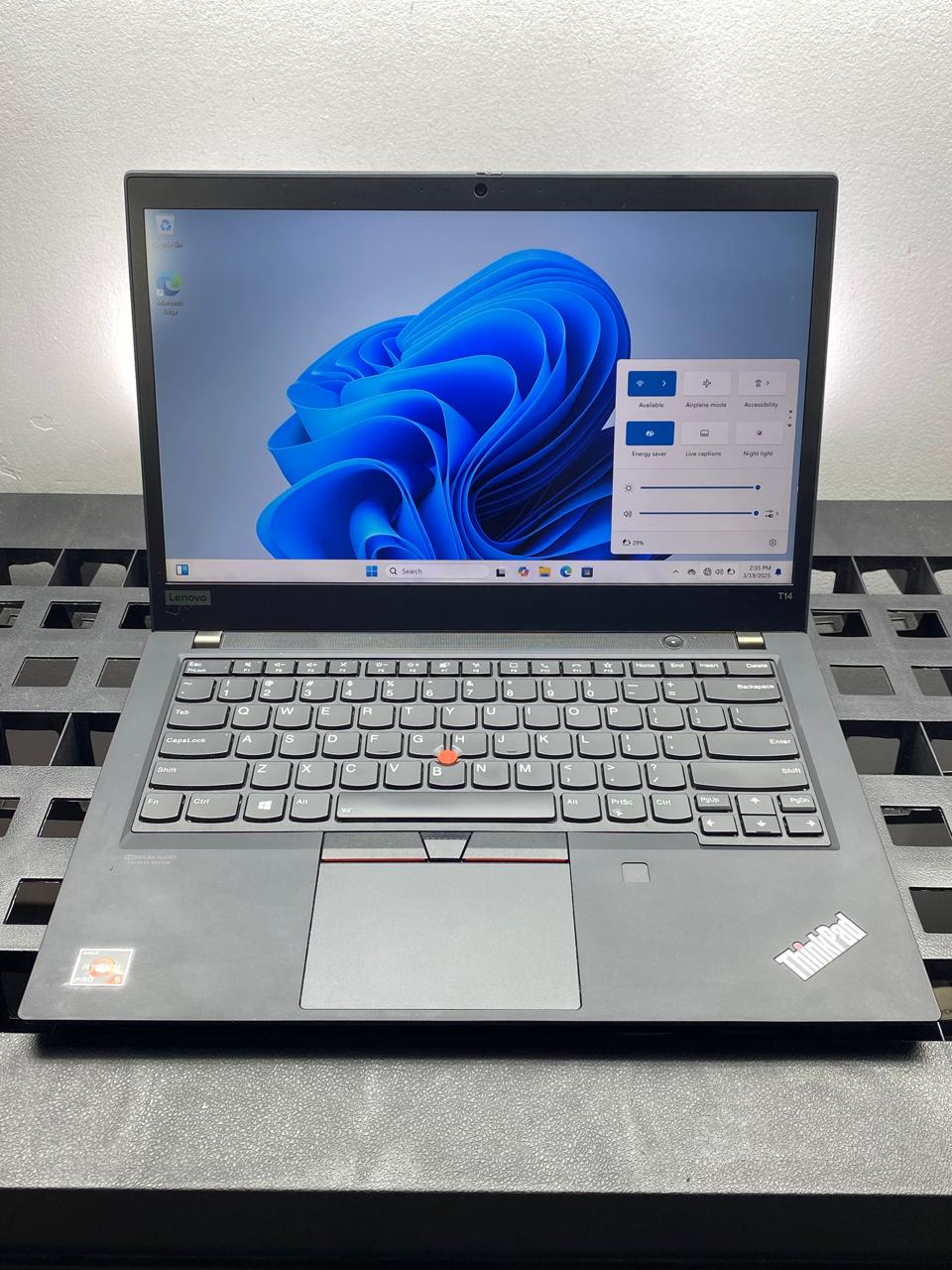 Laptop Lenovo ThinkPad T14 14" 1920x1080 (FHD) Ryzen 5 PRO 4650U 16GB RAM DDR4 256GB NVMe SSD WINDOWS 11 PRO c/ cargador