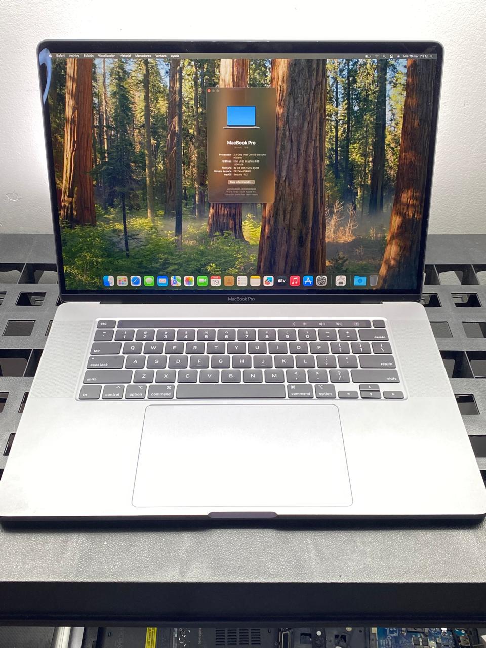 Laptop Apple MacBook Pro 2019 16" Core i9-9980HK 32GB RAM 500GB SSD AMD Radeon Pro 5300M macOS Sonoma c/cargador