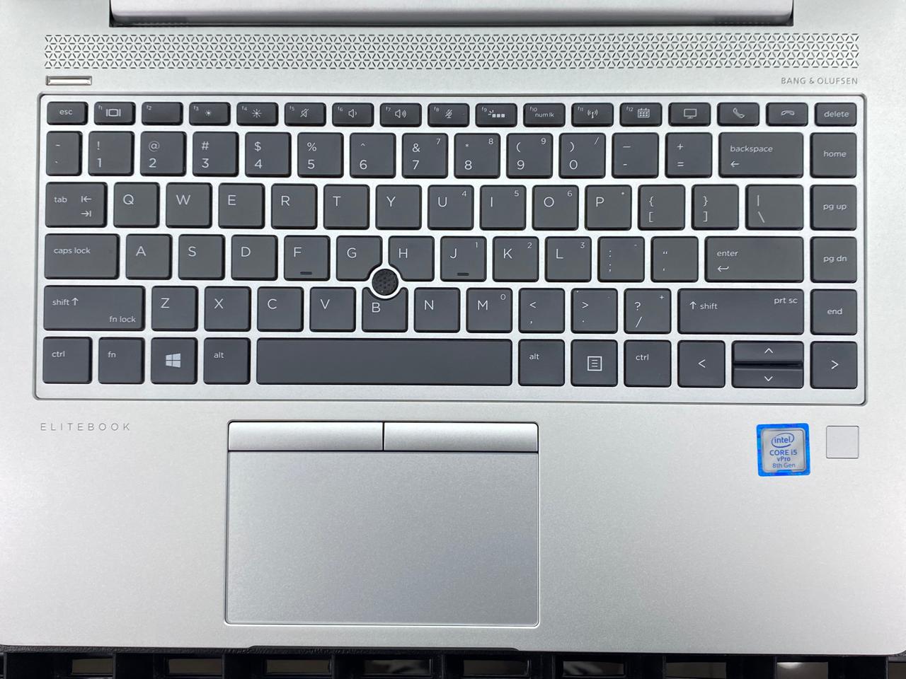 Laptop HP EliteBook 840 G6 14" 1920x1080 (FHD) Core i5-8365U 16GB RAM DDR4 128GB M.2 SSD WINDOWS 11 PRO c/ cargador