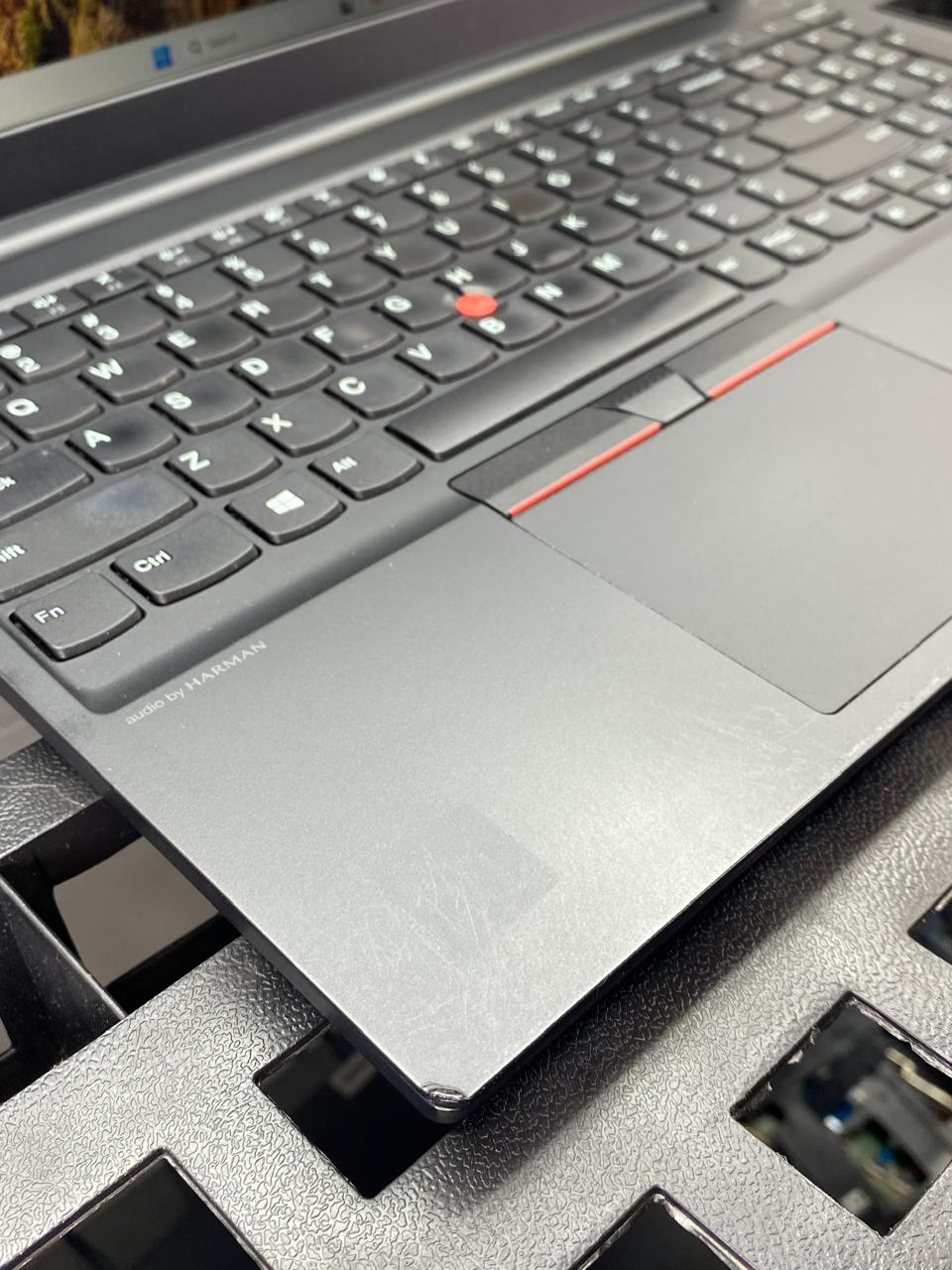 Lenovo ThinkPad E15 15.6" 1920x1080 (FHD) Core i5-10210U 16GB RAM DDR4 256GB NVMe SSD + 1TB HDD WINDOWS 11 PRO