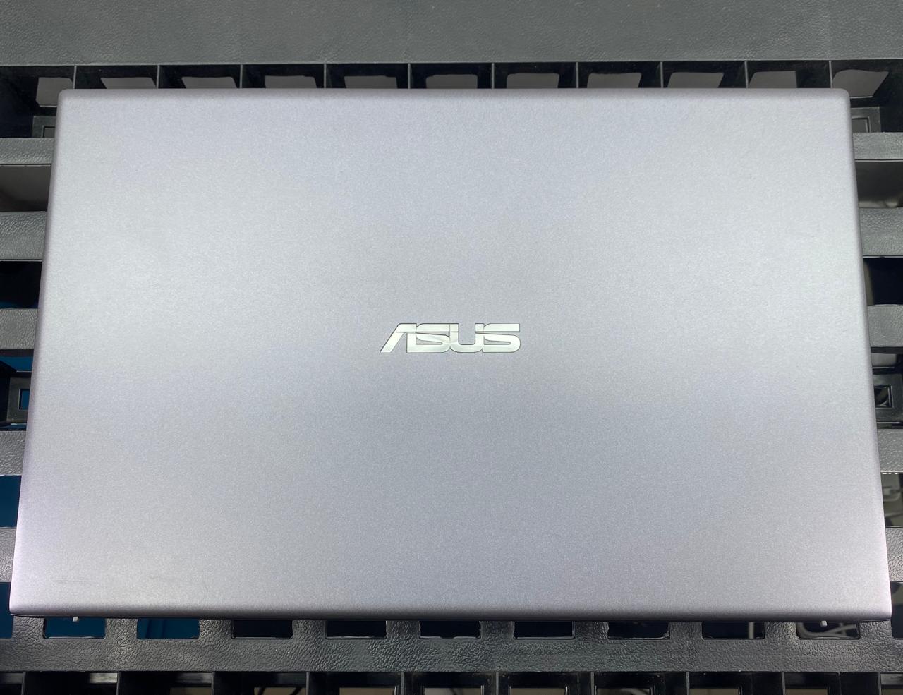 Laptop ASUS VivoBook F512J 15.6" Full HD Core i3-1005G1 12GB RAM 512GB SSD WIN 11 c/ cargador