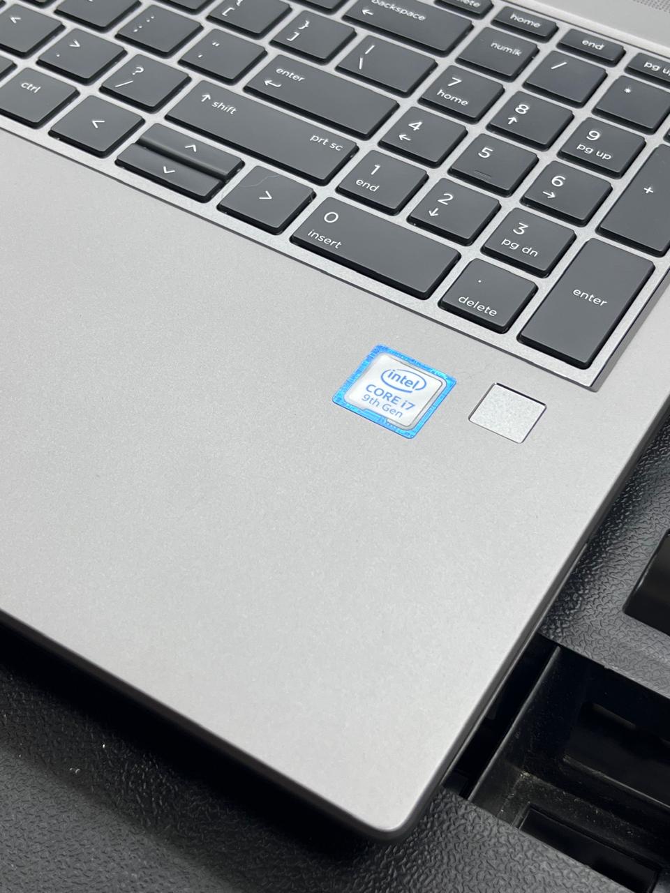 Laptop HP ZBook 15 G6 15.6" 1920x1080 (FHD) Core i7-9750H 16GB RAM DDR4 512GB NVMe SSD + 1TB HDD WINDOWS 11 PRO c/ cargador