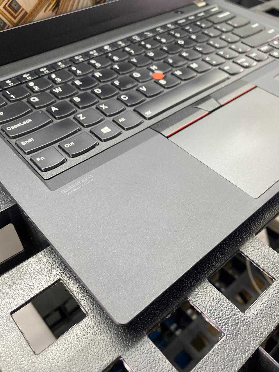 Laptop Lenovo ThinkPad T14 14" 1920x1080 (FHD) Core i5-10210U 16GB RAM DDR4 256GB NVMe SSD WINDOWS 11 PRO c/ cargador