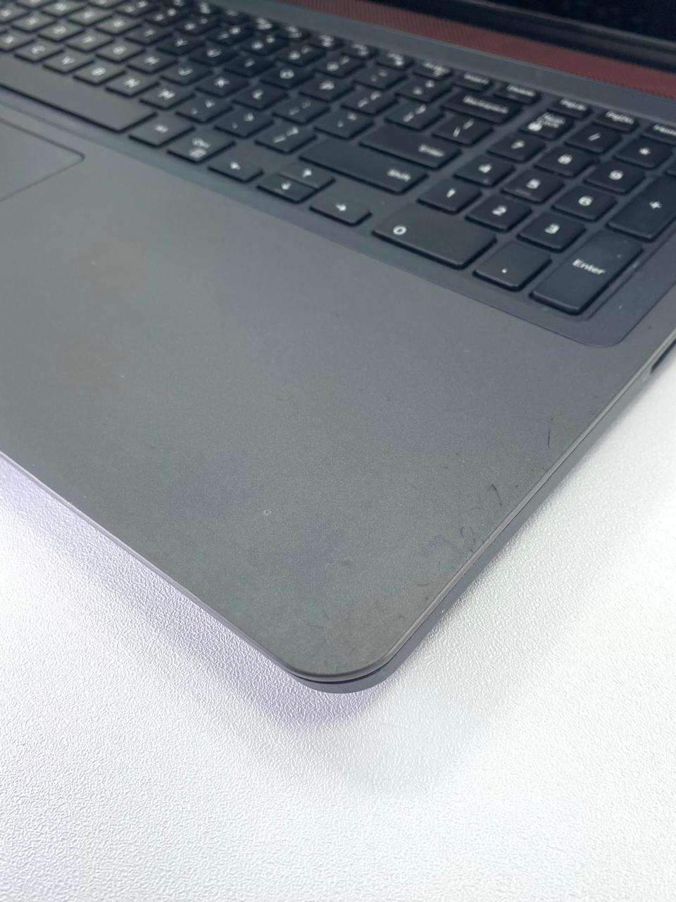 Laptop Dell Inspiron 7559 15.6" 3840x2160 (4K) Core i7-6700HQ 16GB RAM DDR3L 1TB M.2 SSD + 1TB HDD WINDOWS 11 PRO c/ cargador