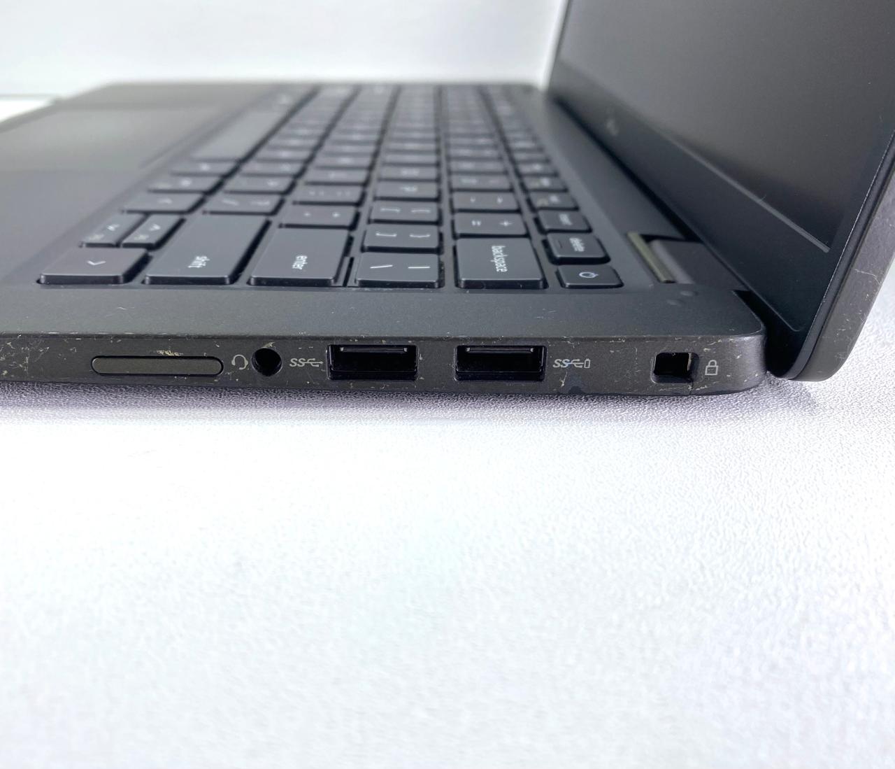Laptop Dell Latitude 7410 14" 1920x1080 (FHD) Core i5-10310U 16GB RAM DDR4 256GB NVMe SSD WINDOWS 11 PRO c/ cargador