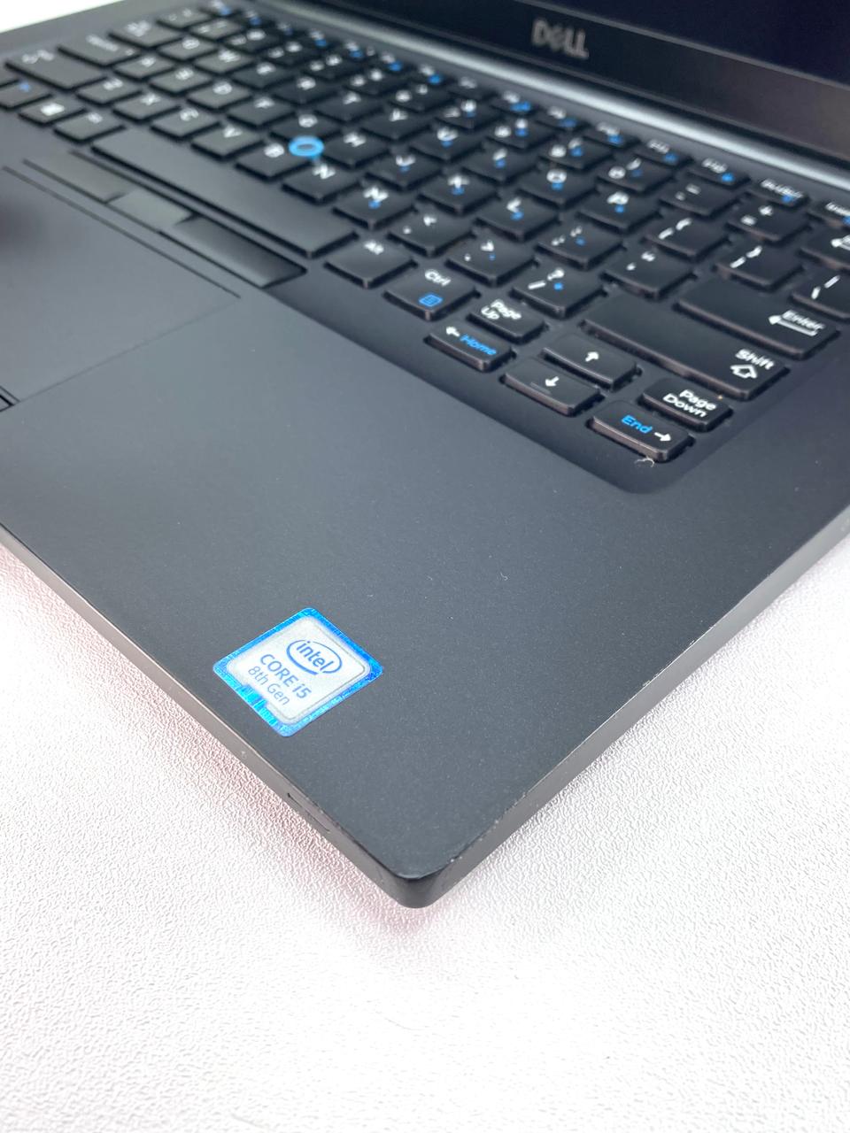 Laptop Dell Latitude 7490 14" 1920x1080 (FHD) Core i5-8350U 16GB RAM DDR4 256GB M.2 SSD WINDOWS 11 PRO c/ cargador