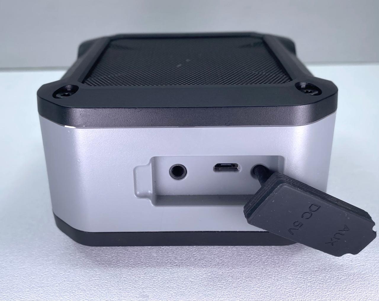 Parlante Bluetooth Magnético Pequeño BT081 c/ cargador