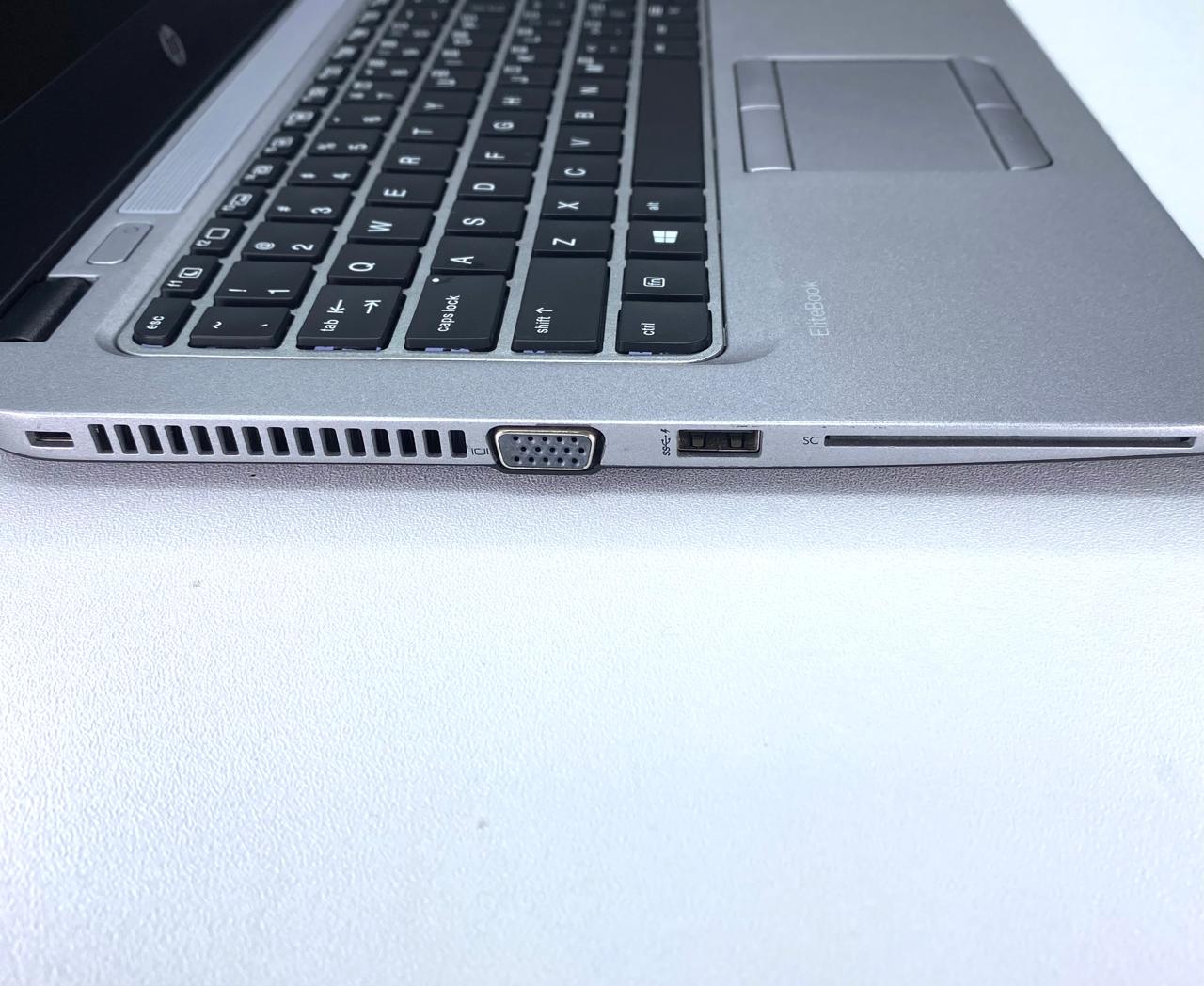 Laptop HP EliteBook 820 G3 12.5" 1366x768 (HD) Core i5-6200U 16GB RAM DDR4 256GB M.2 SSD WINDOWS 11 PRO c/ cargador