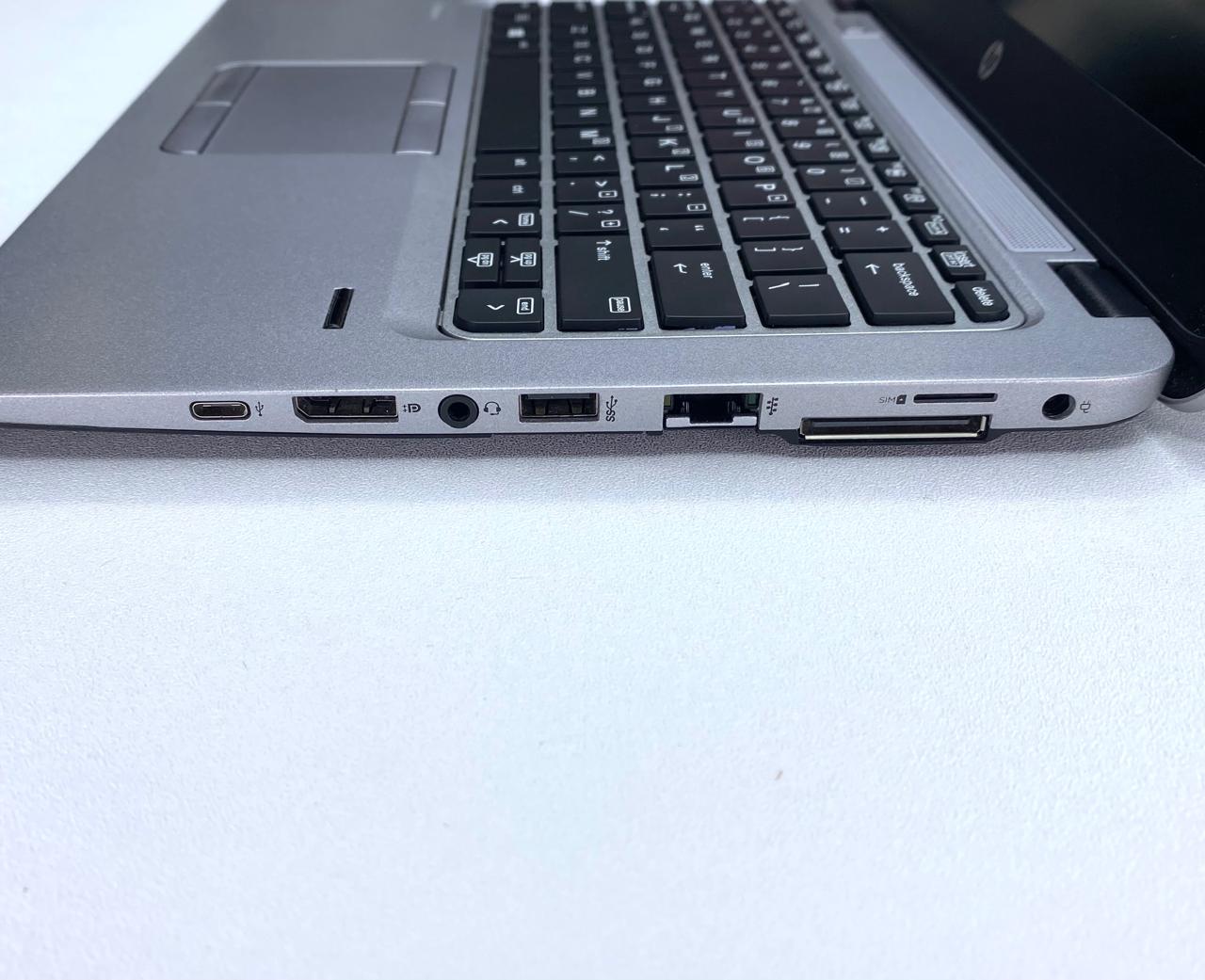 Laptop HP EliteBook 820 G3 12.5" 1366x768 (HD) Core i5-6200U 16GB RAM DDR4 256GB M.2 SSD WINDOWS 11 PRO c/ cargador