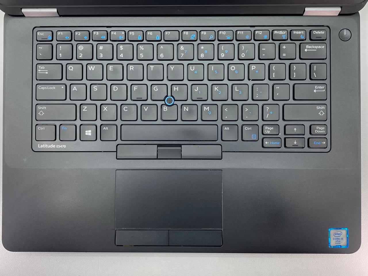 Laptop Dell Latitude E5470 14" 1920x1080 (FHD) Core i5-6440HQ 16GB RAM DDR4 256GB M.2 SSD WINDOWS 11 PRO c/ cargador