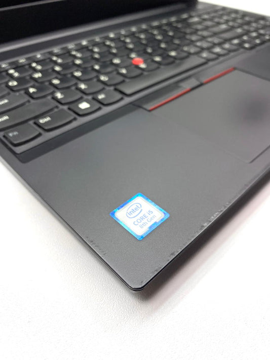 Laptop Lenovo ThinkPad E590 15.6" 1920x1080 (FHD) Core i5-8265U 16GB RAM DDR4 256GB NVMe SSD + 500GB HDD WINDOWS 11 PRO c/ cargador