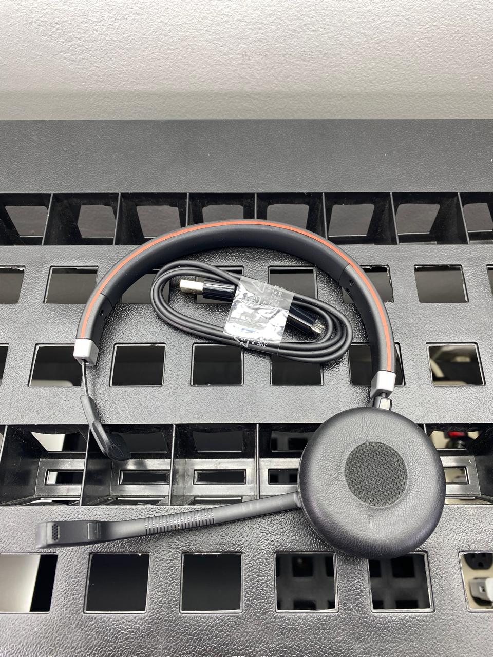 Auricular Inalámbrico Mono Bluetooth Jabra HSC018W Evolve 65